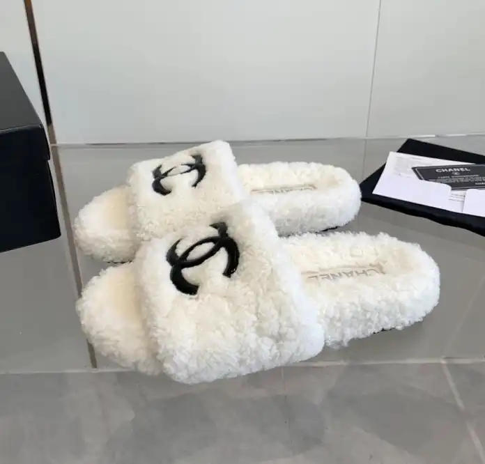 hype Chanel Slippers