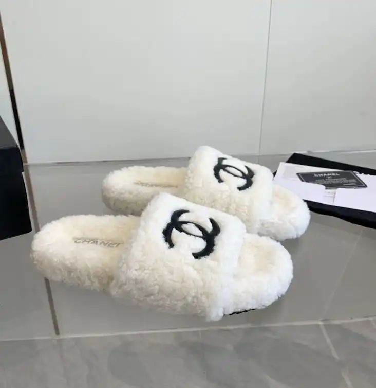 hype Chanel Slippers