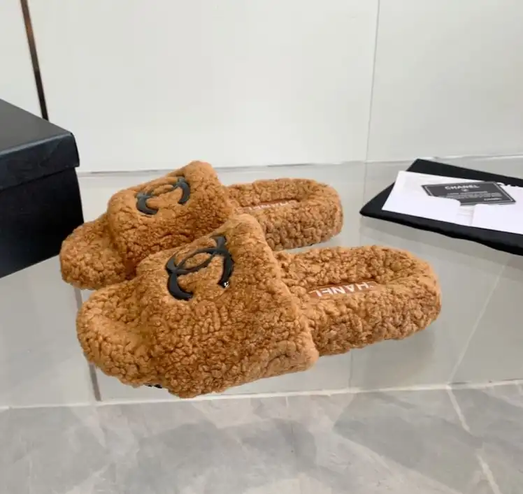 hype Chanel Slippers