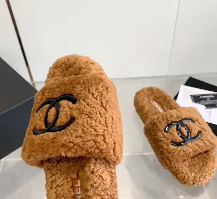 hype Chanel Slippers