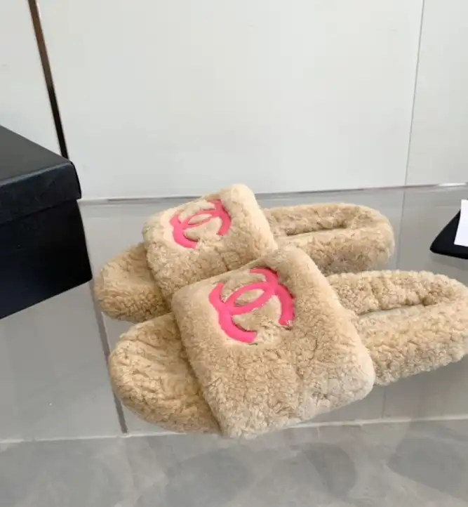 hype Chanel Slippers