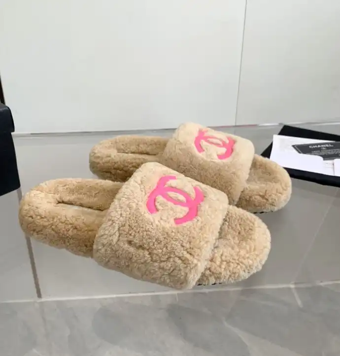 hype Chanel Slippers