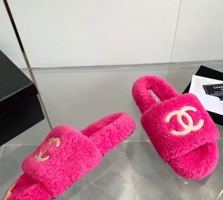 hype Chanel Slippers