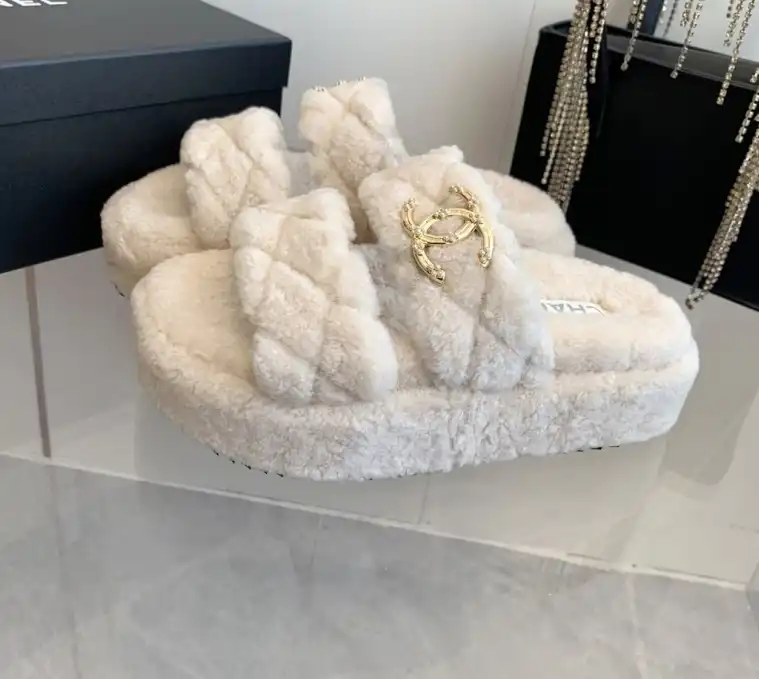 hype Chanel Slippers