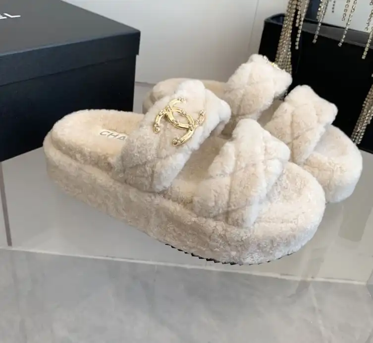 hype Chanel Slippers