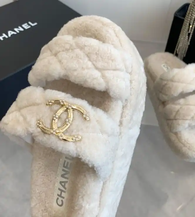 hype Chanel Slippers