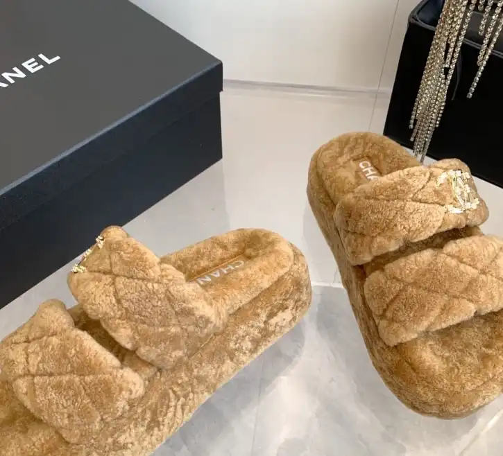 hype Chanel Slippers