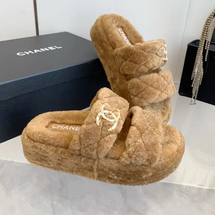 hype Chanel Slippers