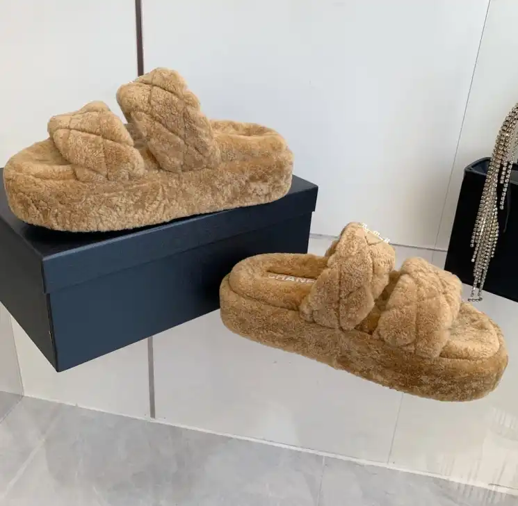 hype Chanel Slippers