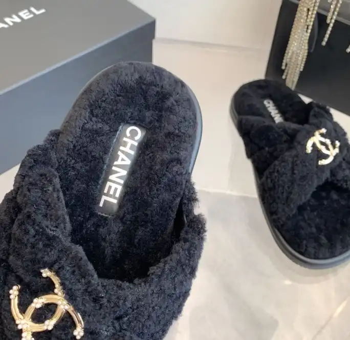 hype Chanel Slippers