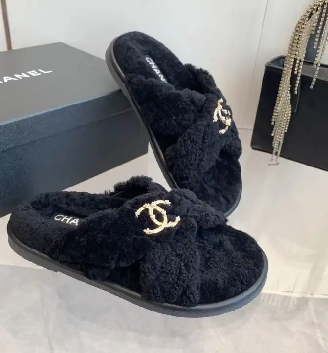 hype Chanel Slippers