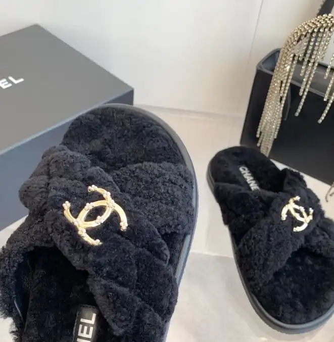 hype Chanel Slippers