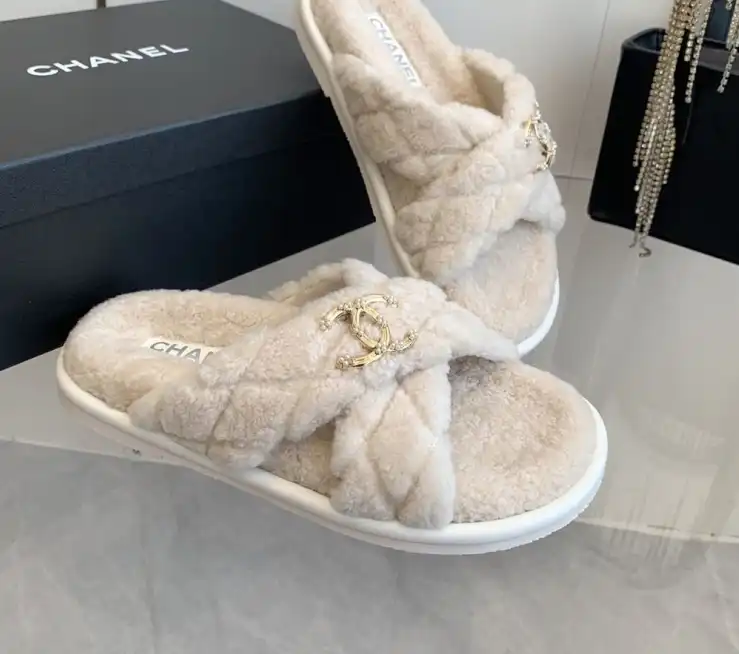 hype Chanel Slippers