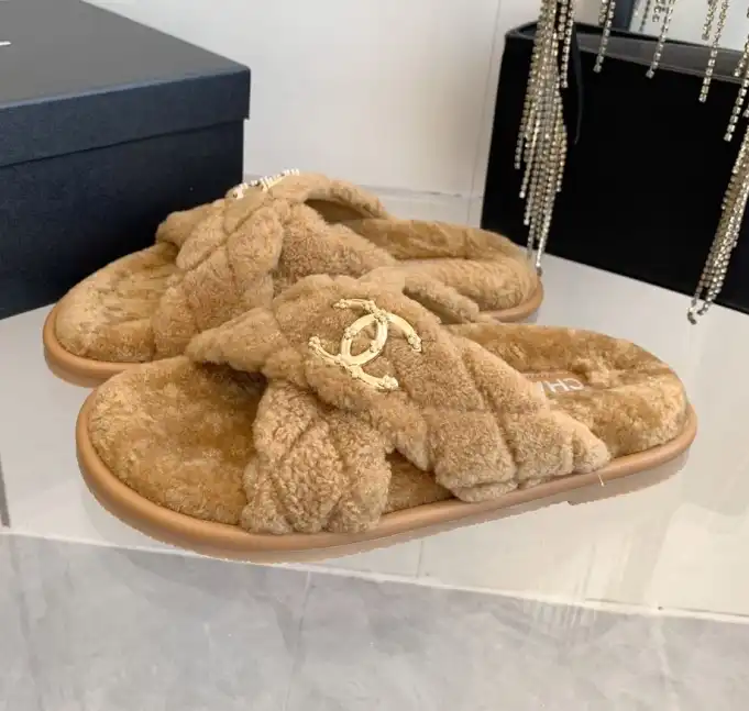 hype Chanel Slippers