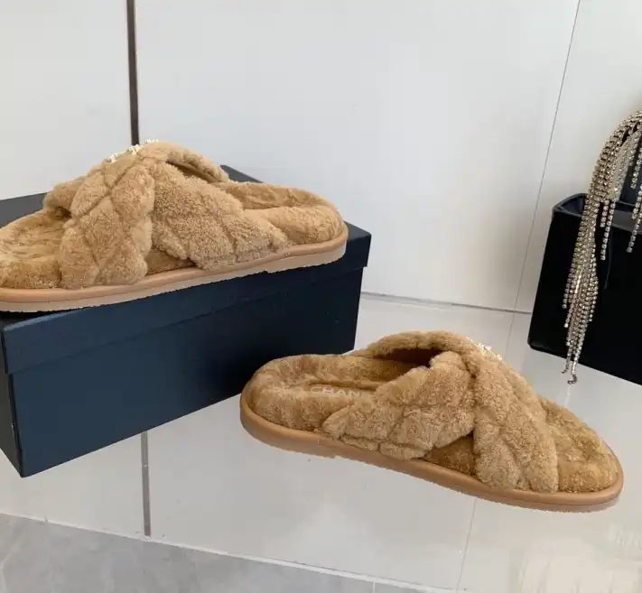 hype Chanel Slippers