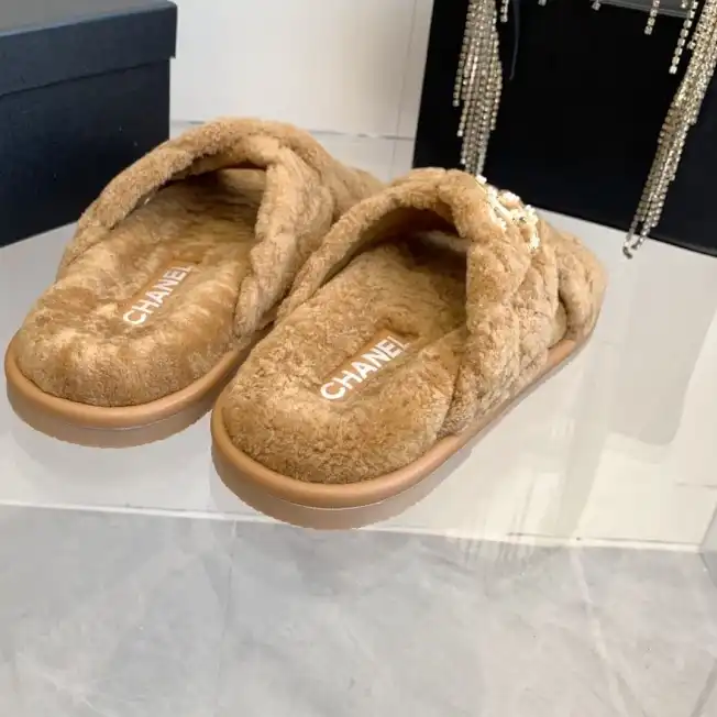 hype Chanel Slippers