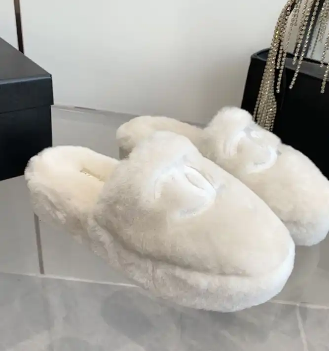 hype Chanel Slippers