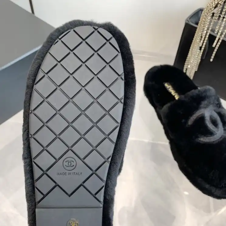 hype Chanel Slippers