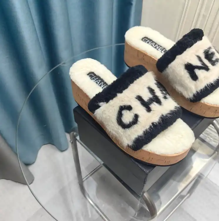 hype Chanel Slippers