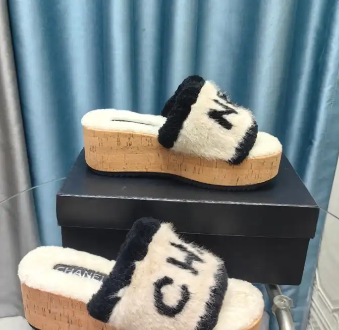 hype Chanel Slippers