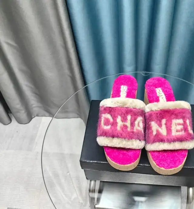 hype Chanel Slippers