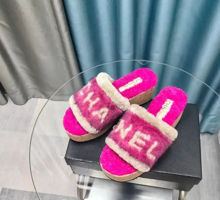 hype Chanel Slippers