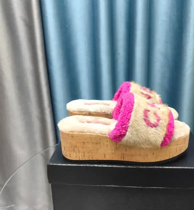 hype Chanel Slippers