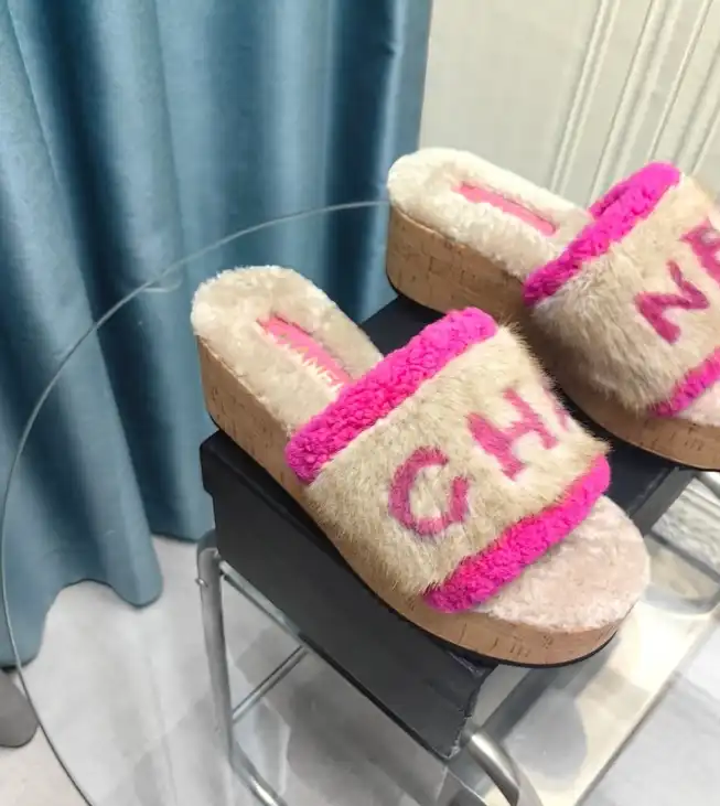 hype Chanel Slippers