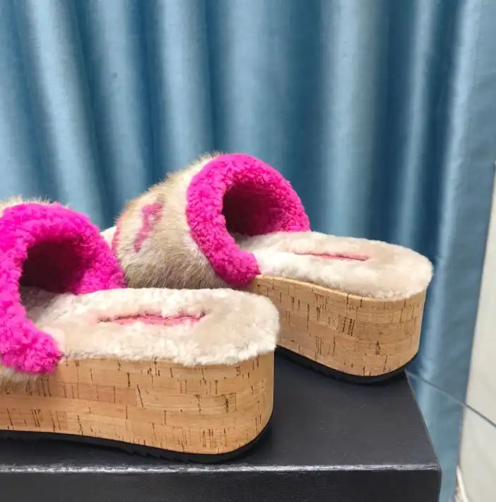 hype Chanel Slippers