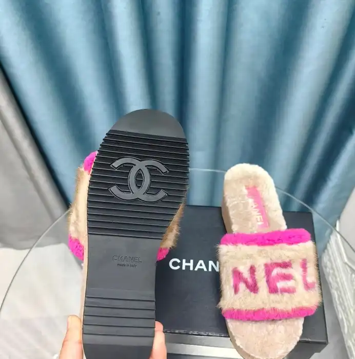 hype Chanel Slippers