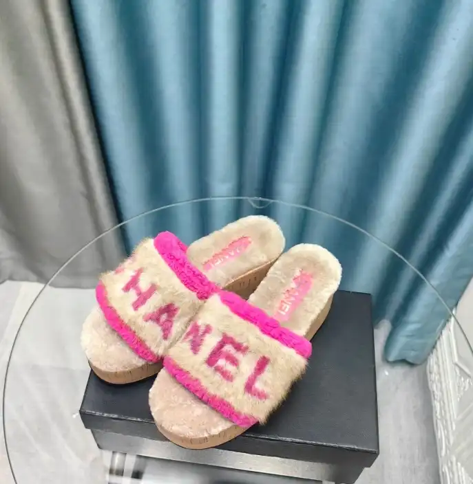 hype Chanel Slippers