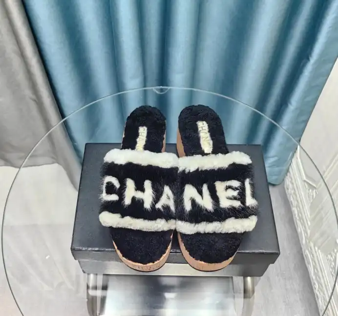 hype Chanel Slippers