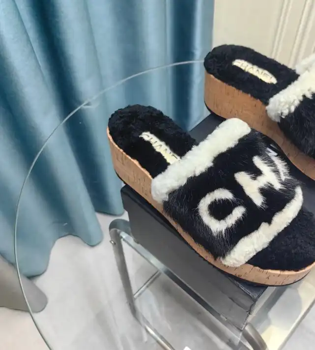 hype Chanel Slippers