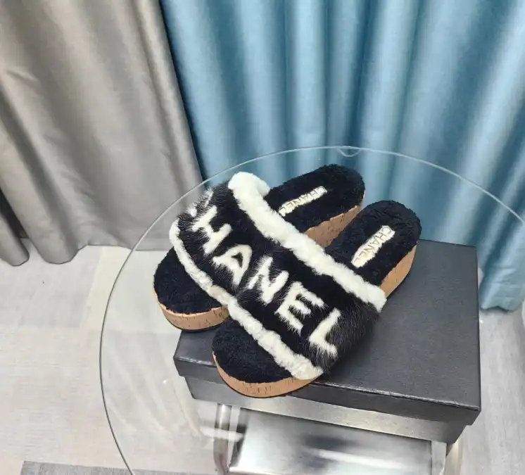 hype Chanel Slippers