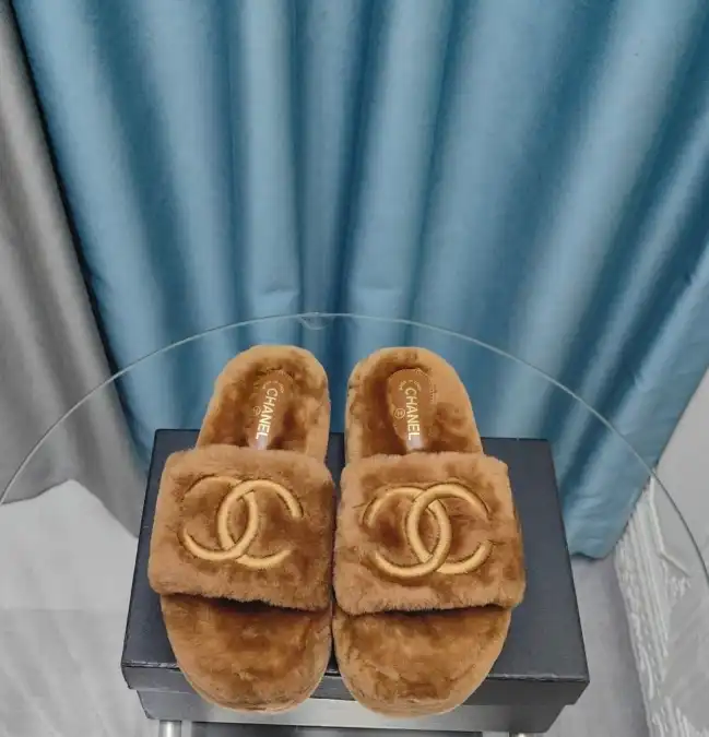 hype Chanel Slippers