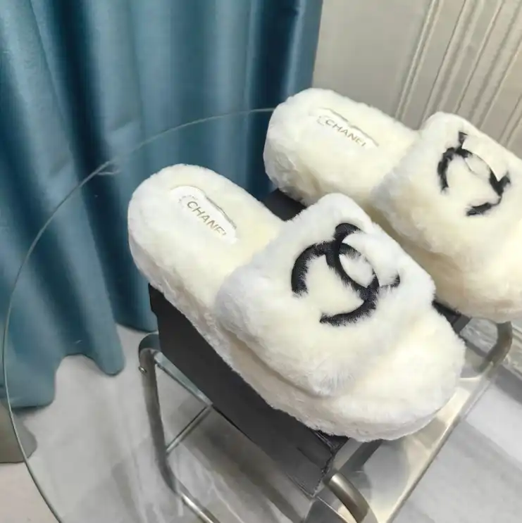 hype Chanel Slippers