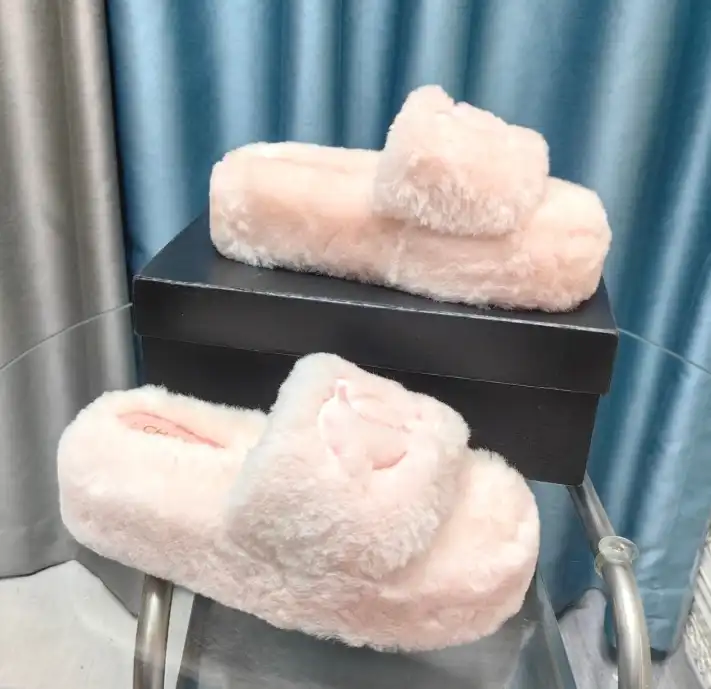 hype Chanel Slippers