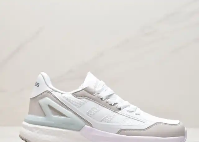 hype Adidas Sneakers