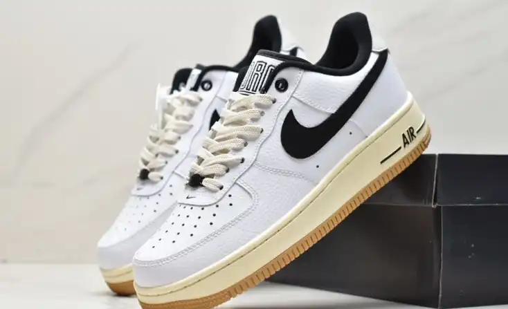 hype Nike Air Force 1