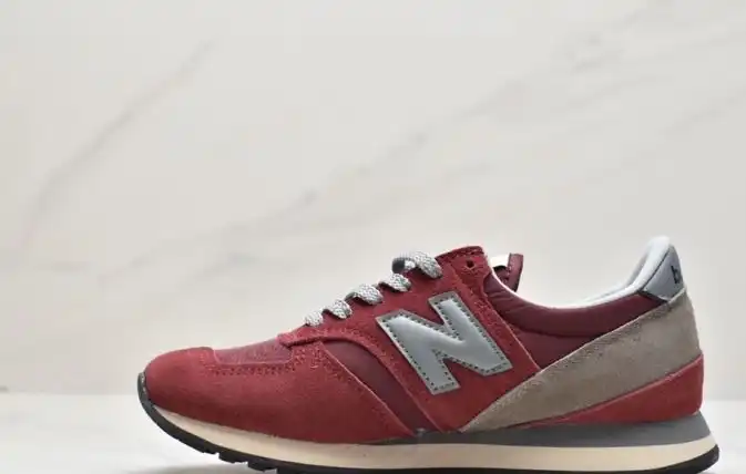 hype New Balance Sneakers