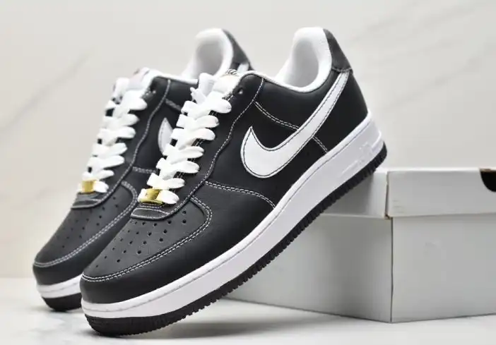 hype Nike Air Force 1