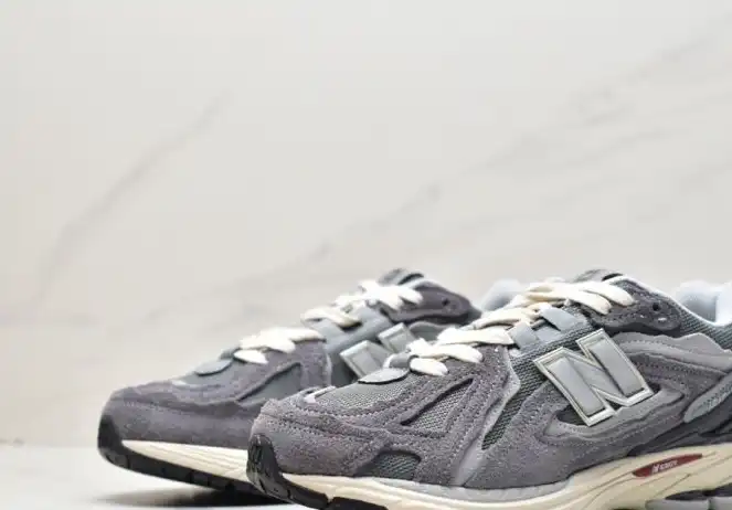 hype New Balance Sneakers