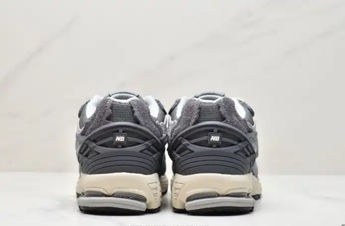 hype New Balance Sneakers