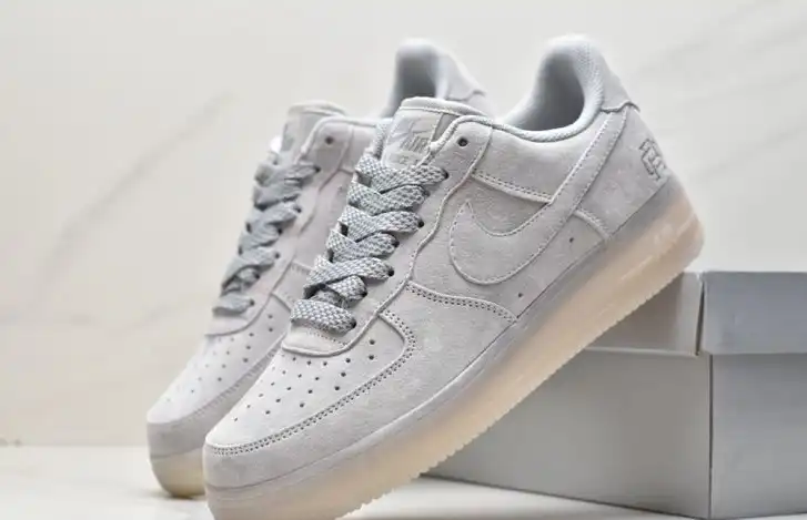 hype Nike Air Force 1