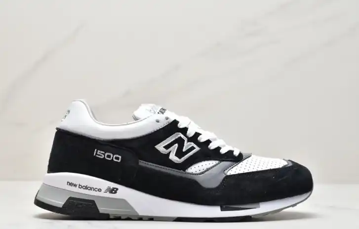 hype New Balance Sneakers