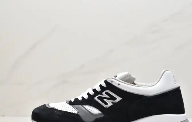 hype New Balance Sneakers