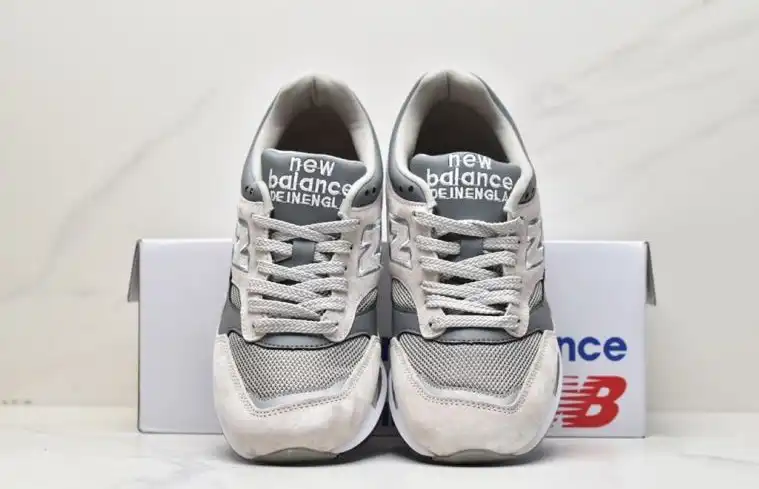 hype New Balance Sneakers