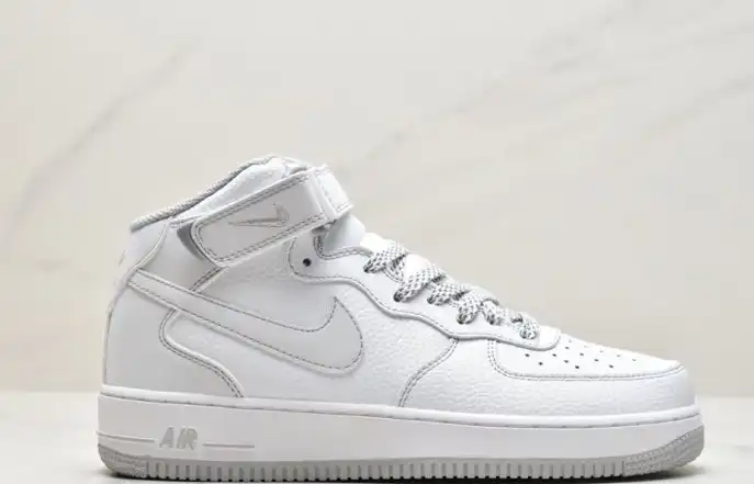 hype Nike Air Force 1