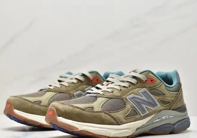 hype New Balance Sneakers