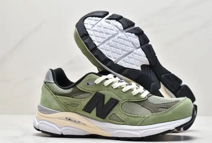 hype New Balance Sneakers